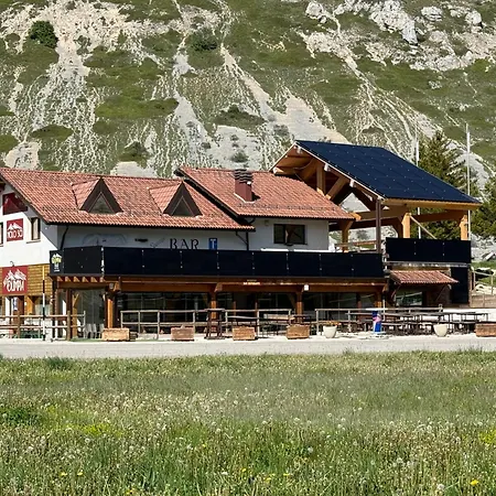 Olimpia Campo Felice Oda ve Kahvaltı Rocca di Cambio